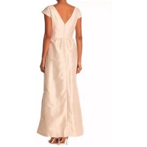 Alfred Sung Pearl Pink Cap Sleeve A-Line Gown Women's Size 4